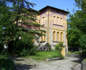 BENVENUTI A CANOSSA - Villa Marconi - B&B